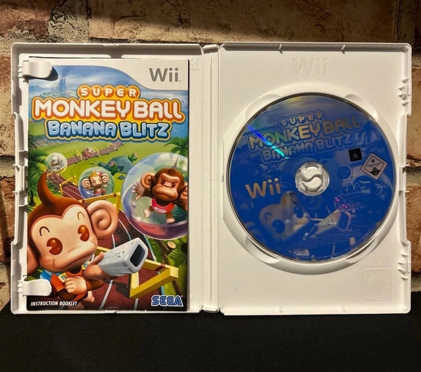 Super Monkey Ball: Banana Blitz (Nintendo Wii) Complete with Manual